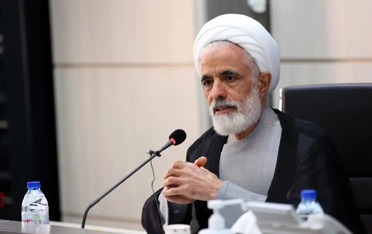 معاون پزشکیان: دولت وقت خود را صرف حاشیهسازان نمی کند