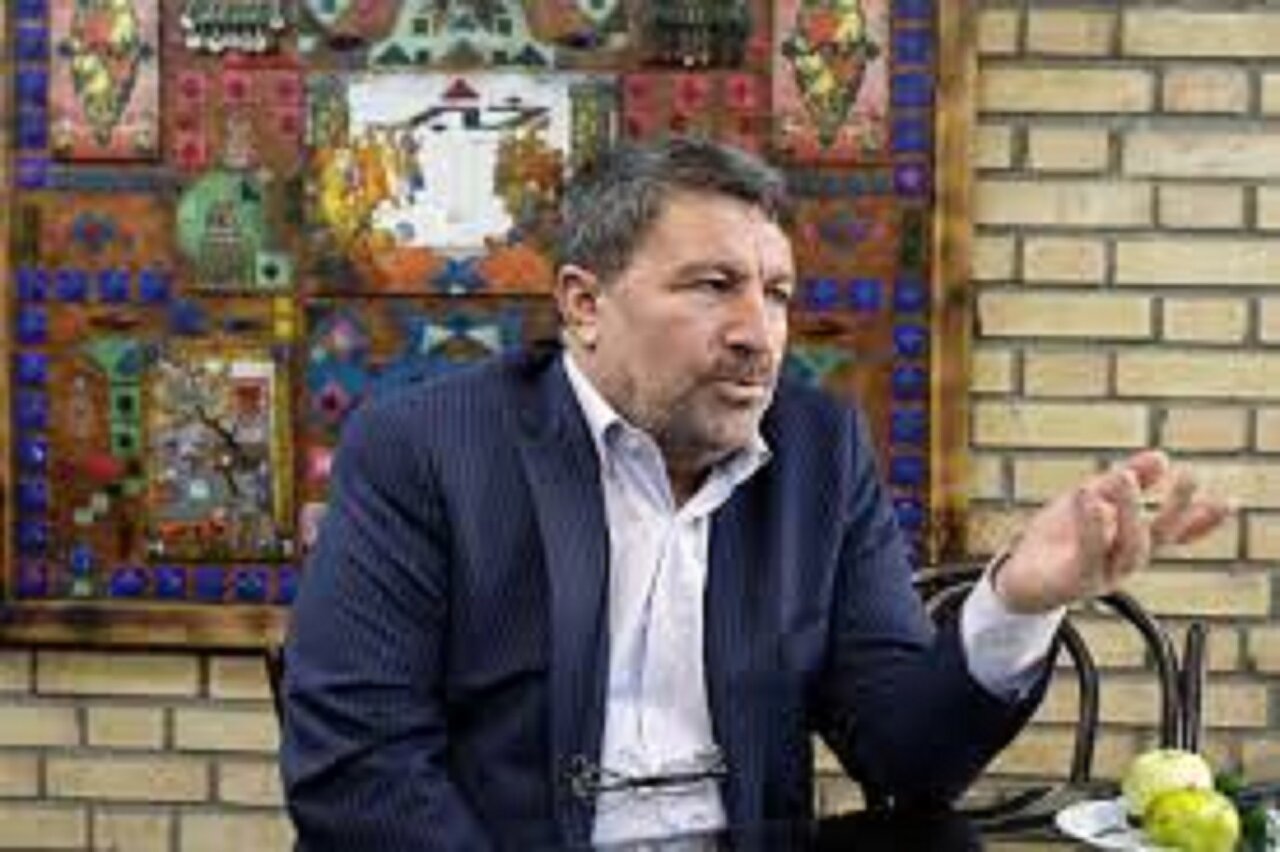 کنایه حضرتی به ادعای جاسوسی از واتس آپ/ رفع فیلتر تلگرام درحال پیگیری است/ بخشی از اعضا مخالف صد در صد رفع فیلترینگ هستند
