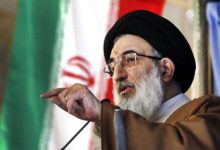 امام جمعه کرج: ملت ما امروز به مذاکره با آمریکا ایراد می‌گیرند