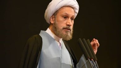 امام جمعه شیراز: نتیجه نظرسنجی‌ [موسسات غربی] نشان می‌دهد که دل‌های مردم اروپا و آمریکا، با ما همراه شده