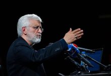 جلیلی: اینکه عده‌ای بگویند رشد اقتصادی بالاتر از ۳.۵ درصد امکان ندارد، تقویت دولت نیست؛ دولت قوی رشد ۸ درصد را محقق می‌کند