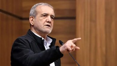 پزشکیان: نمی‌توانیم تصمیمی بگیریم که بعداً اگر مشکلی پیش آمد بگوییم چاره‌ای نداشتیم؛ باید به فکر عوارض هرتصمیمی باشیم / ما بد مصرف می‌کنیم و بد مدیریت و سیاستگذاری می‌کنیم