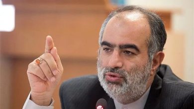 آشنا، مشاور پیشین روحانی: اصل صدور ۶ قطعنامه شورای امنیت را هیچکس گردن نمی‌گیرد، ولی بازگشت به همان قطعنامه‌ها را به گردن هم می‌اندازند