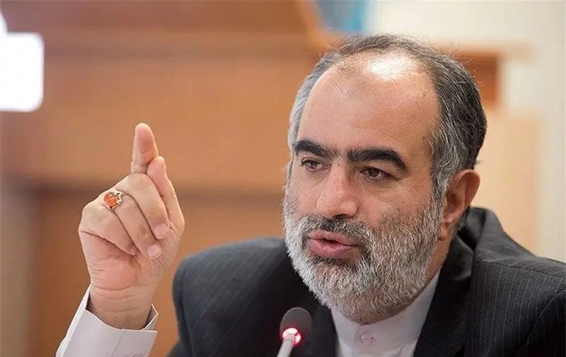 آشنا، مشاور پیشین روحانی: اصل صدور ۶ قطعنامه شورای امنیت را هیچکس گردن نمیگیرد، ولی بازگشت به همان قطعنامهها را به گردن هم میاندازند