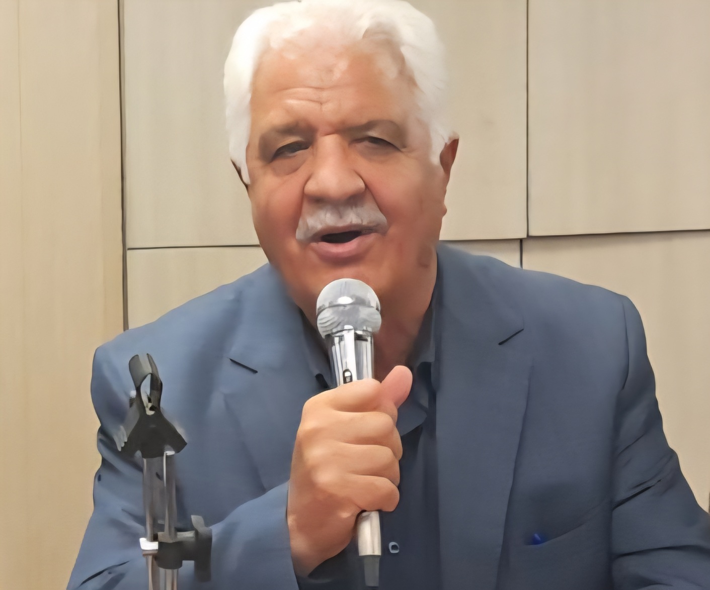 شاهد تبعيض بين بازنشستگان تامين اجتماعي و كشوري هستيم