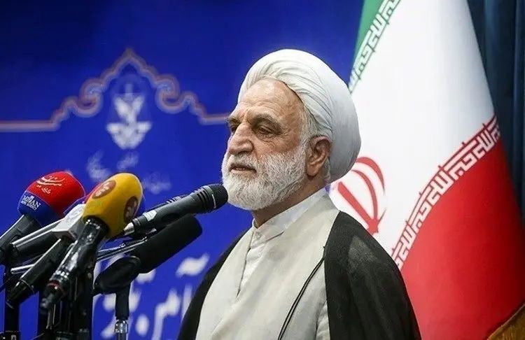 رئیس قوه قضائیه: وقتی درباره مقوله‌ای قانون وجود دارد، نباید انتظار داشت در جلسه سران قوا طرح شود