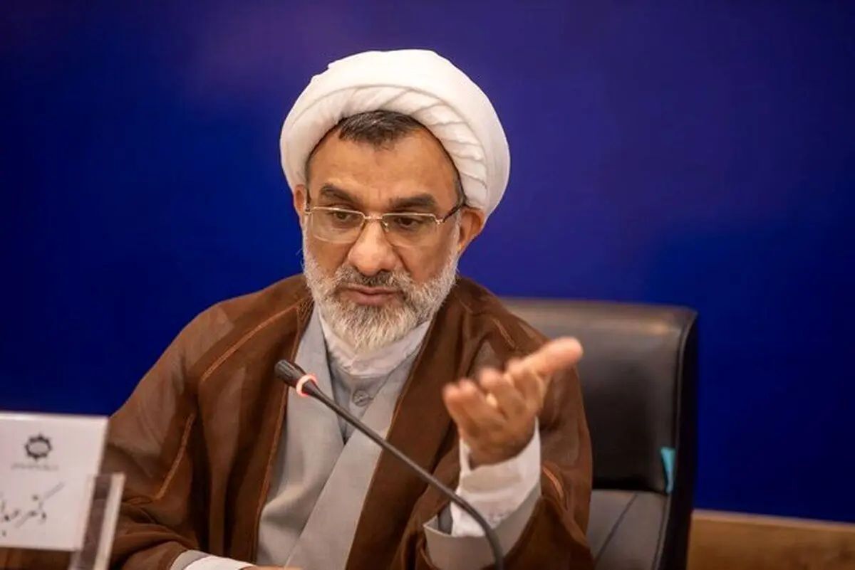 دبیر شورای عالی انقلاب فرهنگی: برخی برهنگیها، سازماندهی شده است/ به رغم مخالفتهایی که از طرف دولت و دیگر نهادها وجود دارد، باید به طور جدی با برهنگی و کشف حجاب برخورد کنیم/ موضوع حجاب نیاز به حکمرانی دارد/ بیش از ۷۰ درصد مردم، از حجاب و عفاف حمایت میکنند
