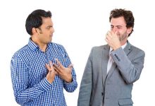 اگر بدنتان بوی بد می‌دهد، این ۳ ویتامین را بخورید