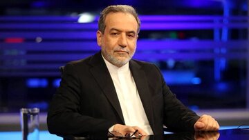 گفت‌وگوی تلفنی وزیر امور خارجه با همتایان اروپایی