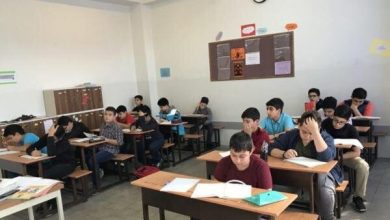 ۶۵ درصد کلاس های دوره ابتدایی به مرز ۴۰ نفر رسیده است/آموزش و پرورش کلاس‌های بدون معلم را با بازنشسته‌ها، روزمزد و تدریس اجباری مدیران جبران می‌کند
