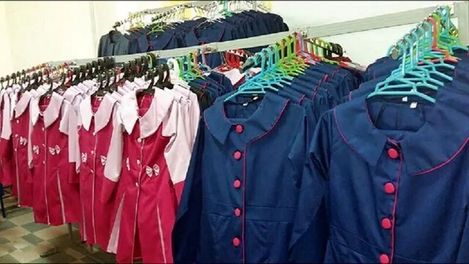 نحوه ثبت شکایات در خصوص لباس فرم دانش‌آموزان/ مدارس نمی‌توانند والدین را به تهیه لباس از تولیدی خاصی مجبور کنند