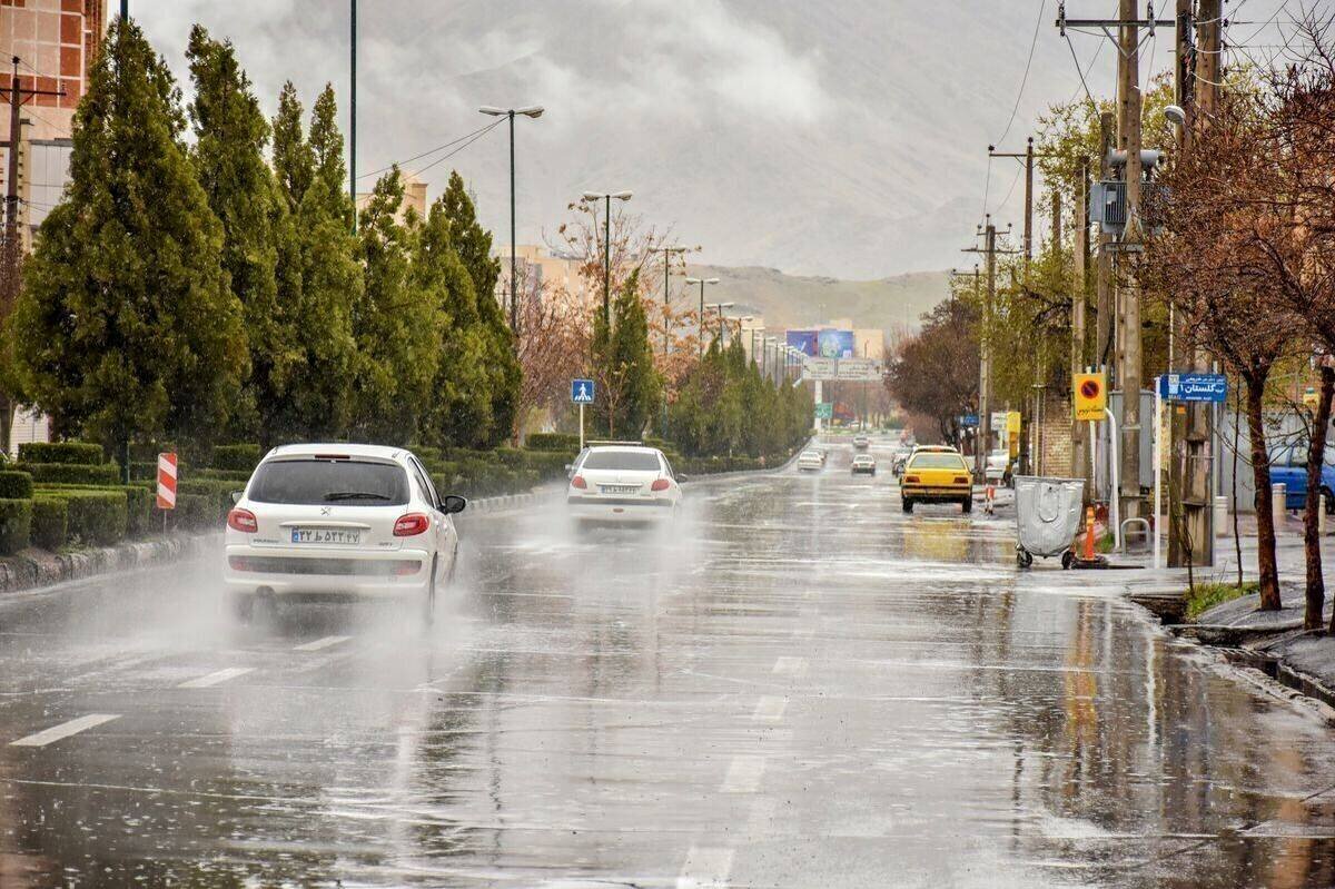 برف و باران و سرمای زودهنگام در راه ۷ استان/ هوای تهران چگونه خواهد بود؟/ طوفان خاک ۴ استان را درمینوردد