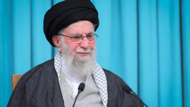 ‌توئیت عبری دفتر رهبر انقلاب/ نظام خبیث صهیونی منفورترین دولت دنیا است