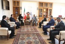 نشست معاون وزیر کار با استاندار چهار محال و بختیاری/ رضائی: کاهش مداخله دولت بهترین راه برای جلوگیری از اختلافات و شکایات کارگری