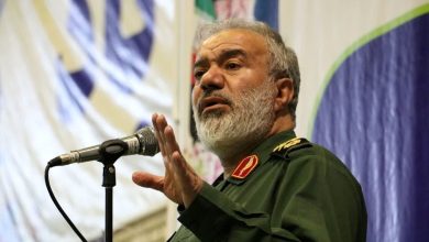 جانشین فرمانده کل سپاه: امروز در کشور ما هر فردی هر سخنی را آزادانه مطرح می‌کند و این موضوع باعث می‌شود جمع‌آوری اطلاعات برای دشمن آسان شود