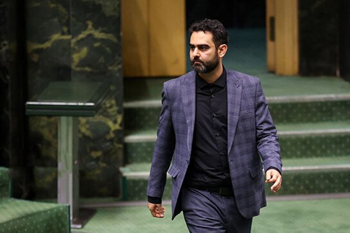 ثابتی، نماینده تهران: هر نوع دیدار احتمالی عراقچی با ویتکاف یا پزشکیان با ترامپ، مصداق اقدام خودسرانه و بدون هماهنگی است