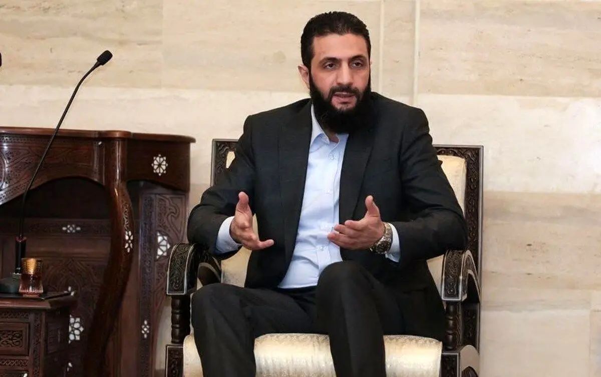 الجولانی: اسرائیل برای پیشبرد اهداف خود، از دوران انتقالی در سوریه بهره‌برداری می‌کند/ برای پشت سر گذاشتن بحران تجاوز‌های تل‌آویو، راه دیپلماسی را در پیش می‌گیریم