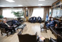 پرداخت مطالبات بازنشستگان در اولویت؛ گفت‌وگوی سالاری و اعضای هیات مدیره کانون عالی در دفتر مرکزی تأمین اجتماعی