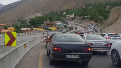 جاده چالوس فوق‌سنگین است؛ ترافیک سنگین در محورهای شمالی با وجود یک‌طرفه شدن مسیر جاده چالوس فوق‌سنگین است؛ ترافیک سنگین در محورهای شمالی با وجود یک‌طرفه شدن مسیر