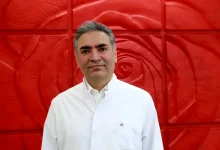 جراح ملایری با تجربه شکاف لب و گلودرد مزمن: سعی کردم هیچ‌وقت شبیه پزشکی که مرا عمل کرد، نشوم (+فیلم)
