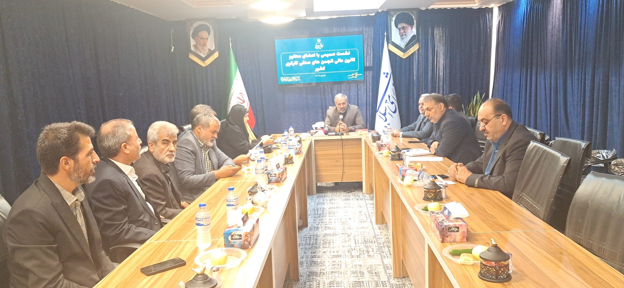 اعتراض تند کانون عالی انجمن های صنفی کارگران به خصوصی‌سازی بازرسی وزارت کار /جان کارگران را به بازی نگیرید