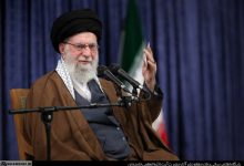 رهبر انقلاب:چه ربطی به آمریکا دارد که ایران امکانات و صنعت هسته‌ای دارد یا ندارد