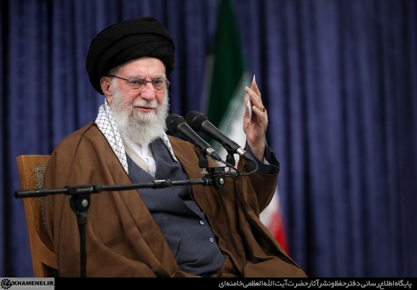 رهبر انقلاب:چه ربطی به آمریکا دارد که ایران امکانات و صنعت هستهای دارد یا ندارد