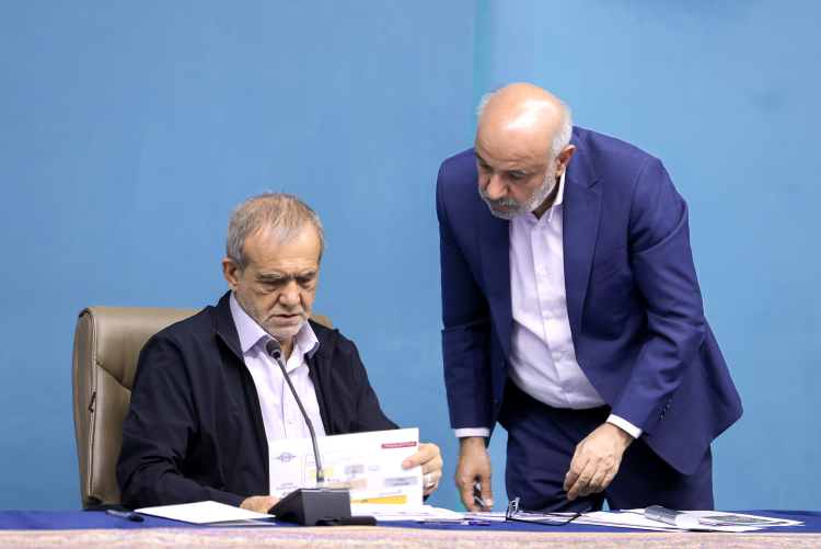 جلسه شورای عالی اشتغال با ریاست رئیسجمهور و حضور نمایندگان کارگران و کارفرمایان برگزار میشود