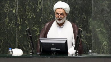 روانبخش، نماینده جبهه پایداری: تا چه زمانی قرار است زنگنه وزیر وقت نفت آزادانه در کشور بچرخد و دستگاه قضایی بی تفاوت بماند؟