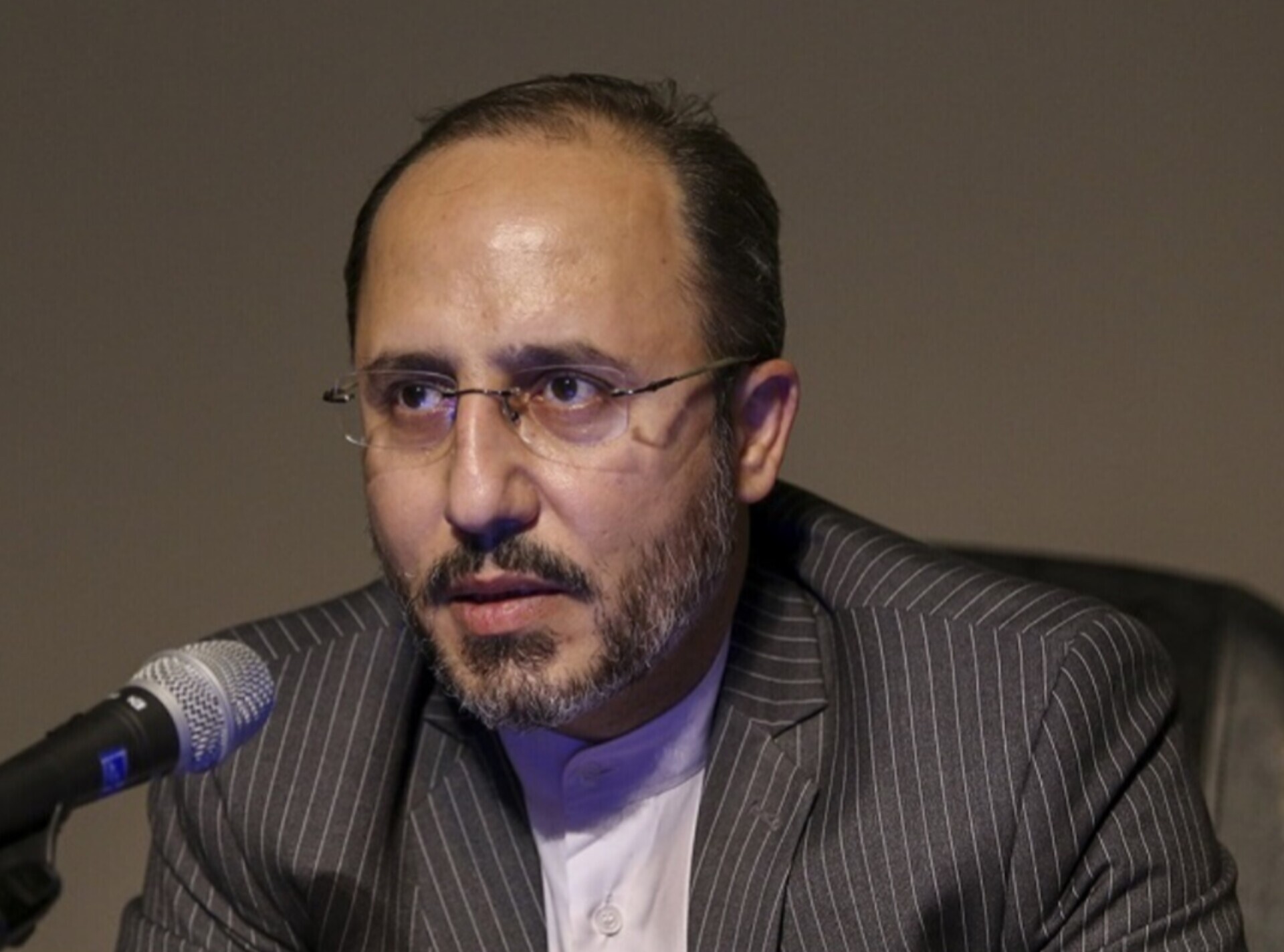 مقام دولت رییسی: قدر نعمتی به نام «شهید رییسی» را ندانستید، حالا این وضعیت حجاب و قبح شکنی کف خیابان را تحویل بگیرید/ ناشکری کردید، استغفار کنید!