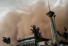 باد شدید و گرد و خاک در راه تهران
