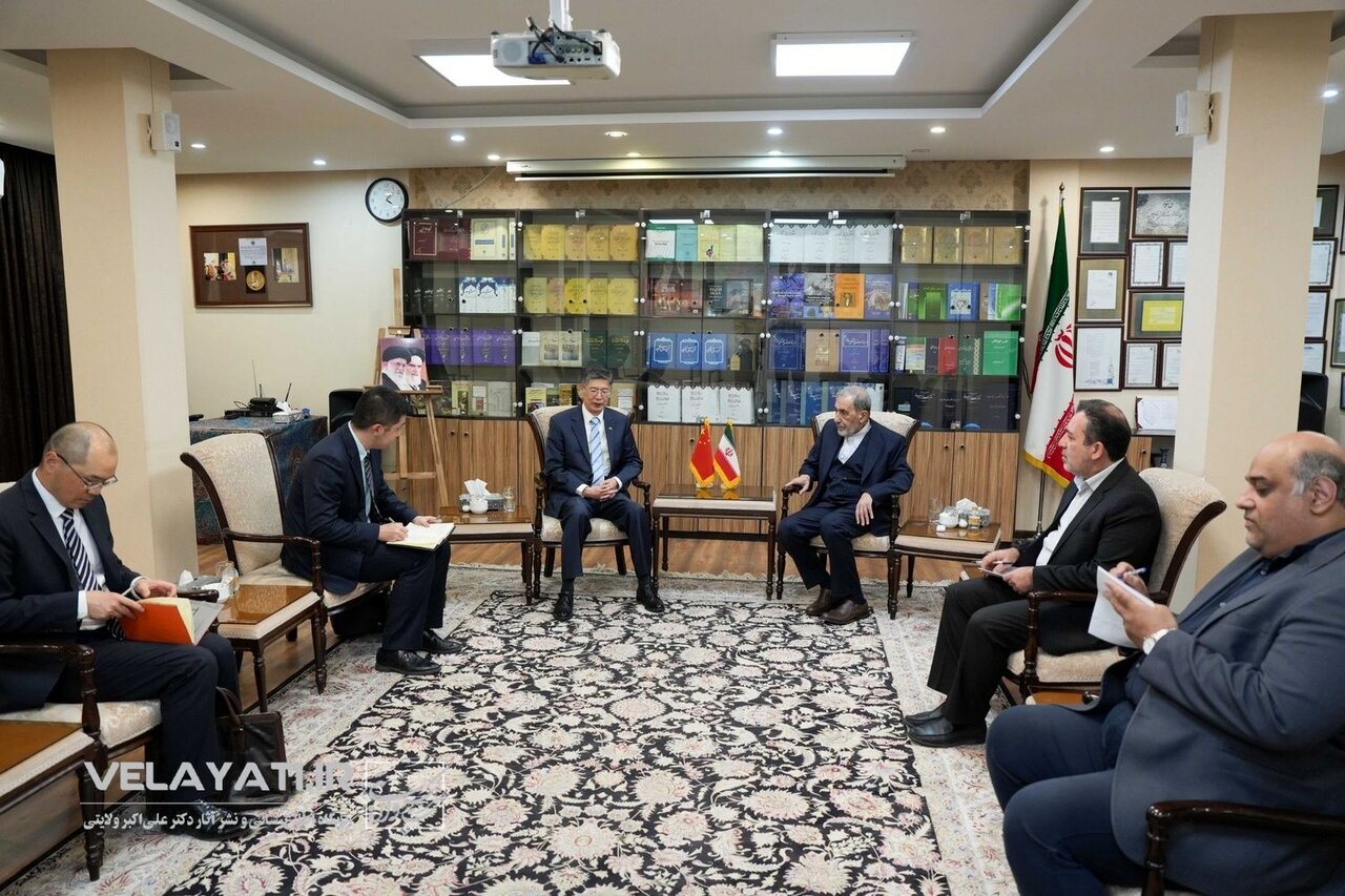 ولایتی: ایران، چین و روسیه نقش مؤثری در شکلدهی به نظم جدید جهانی ایفا میکنند