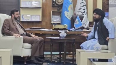 غریبآبادی برای حقآبه هیرمند و رژیم حقوق هریرود با کمیسار طالبان دیدار کرد