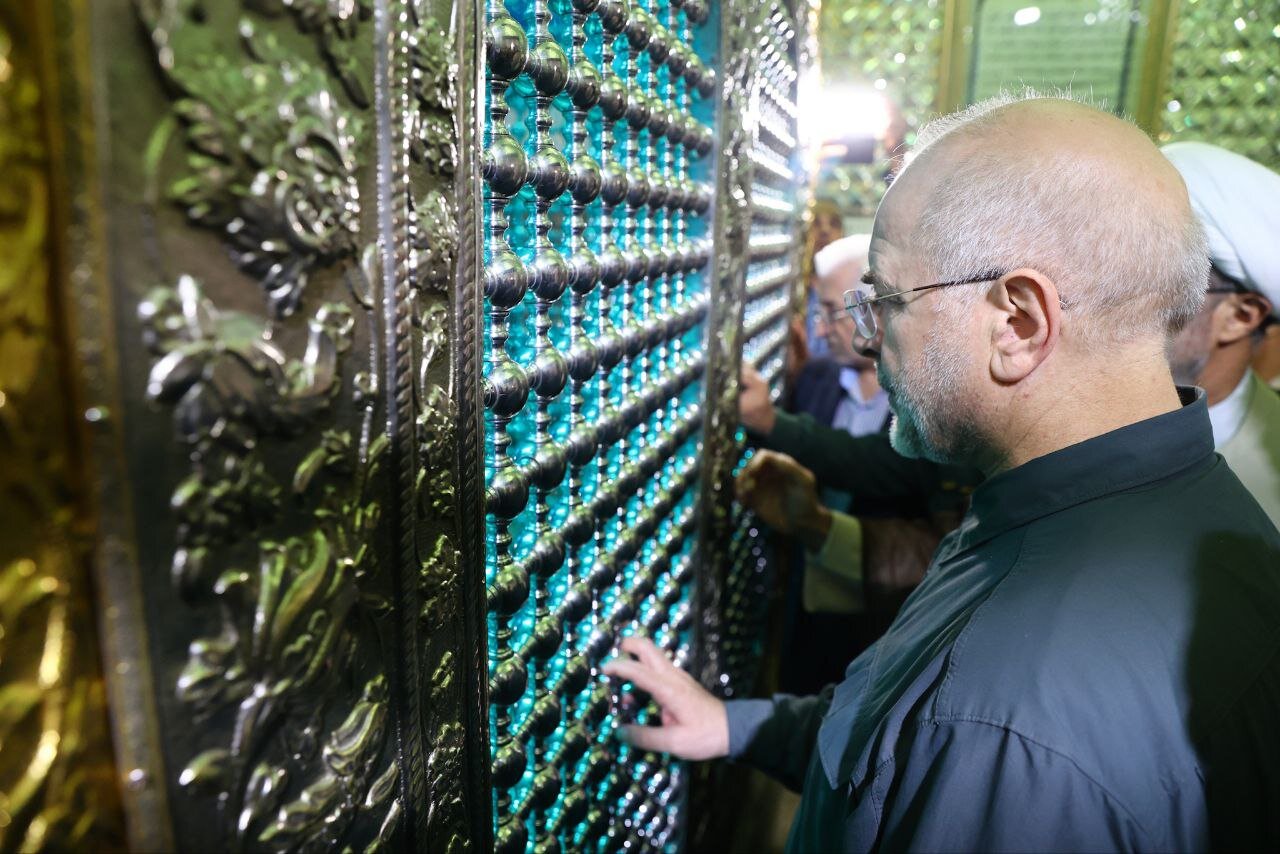 ادای احترام ویژه قالیباف به مقام شهدای خراسان شمالی + تصویر