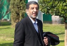 ضرغامی: این‌روزها با بعضی که دوزار مسئولیتی دارند تماس می‌گیریم، می گویند دیگر موبایل ندارند، یا محل استقرارشان معلوم نیست! اوضاع را برای مسئولین اجرایی و سیاسی، عادی اعلام کنید/ حفاظت شخصیت‌ها هم جز برای معدود افراد خاص باید یکسره جمع شود