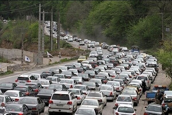 پلیس راه: برای تخلیه بار ترافیکی، تردد در مسیر جنوب به شمال جاده چالوس از ساعت ۱۷ ممنوع است