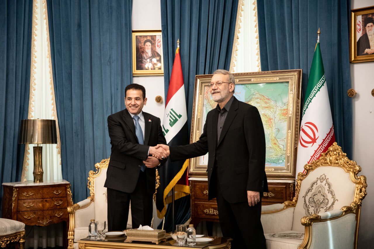 لاریجانی: بغداد نمی‌خواهد از حریم هوایی‌اش علیه ایران سوءاستفاده انجام بگیرد، اما آمریکا نمی‌گذارد [آسمان عراق] در اختیار خود آن‌ها باشد