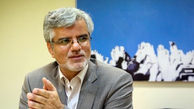 کنایه صادقی به اظهارات شمخانی در پی حواشی فیلم عروسی دخترش: آنها که نگران کشتی هستند، خوب است توجه داشته باشند که عامل اصلی ضعفهای این کشتی سوء عملکرد ملوانان کشتی است