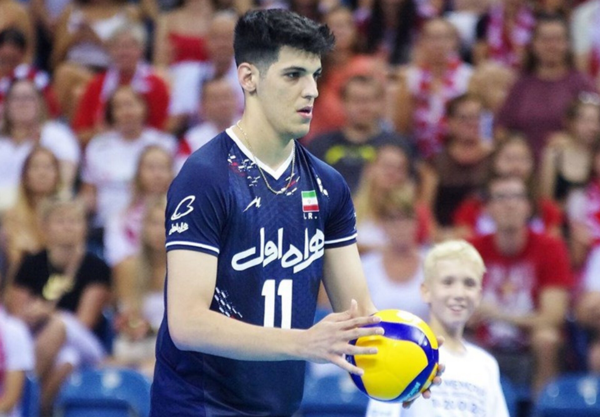 پزشک صابر کاظمی: سطح هوشیاری وی پایین اما ثابت است/ به برق گرفتگی که از سوی قطریها، علت حادثه عنوان شده، اعتقادی ندارم