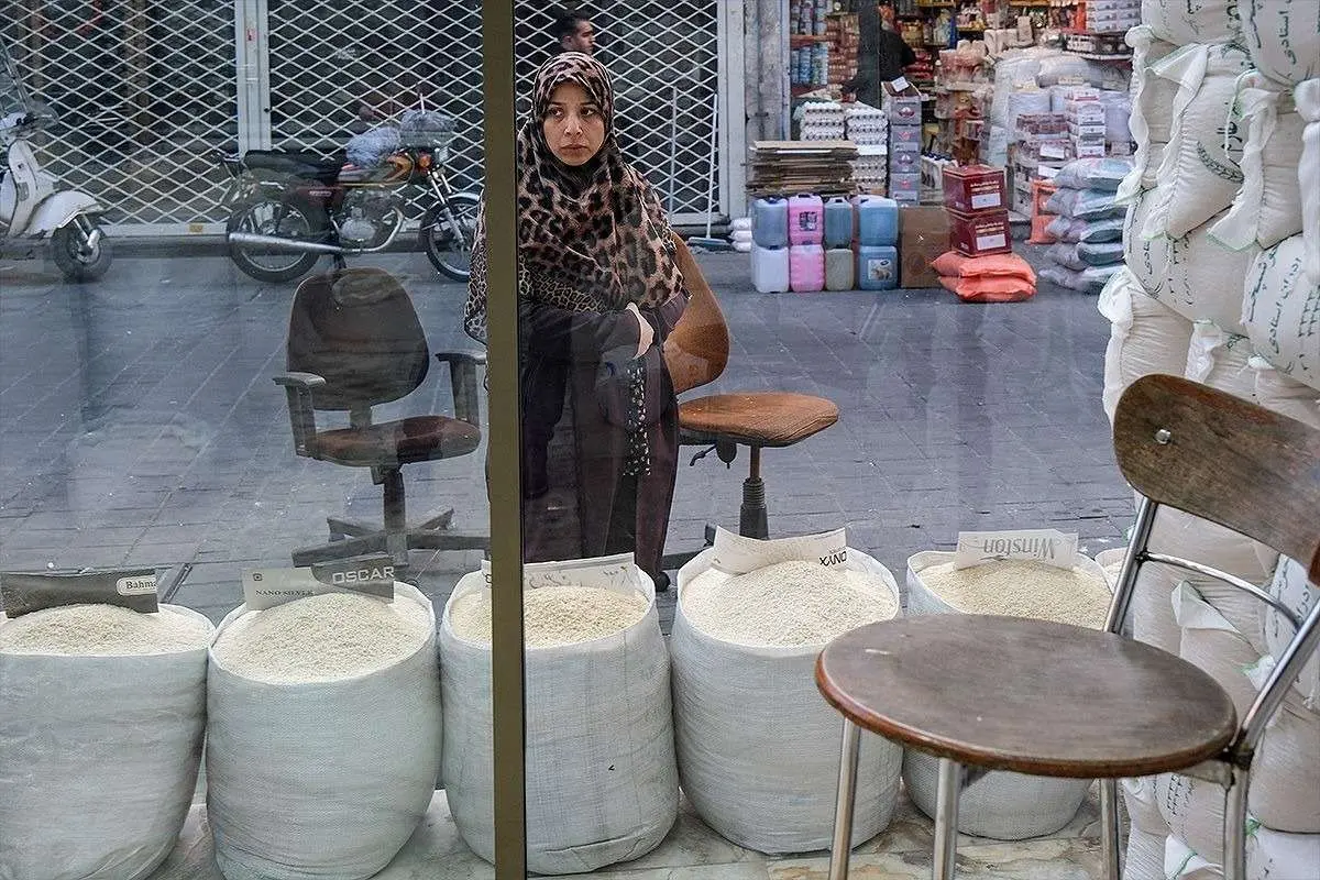 معمای برنج پاکستانی؛ دلار ۲۸ هزار تومانی چطور ۲۰۰ هزار تومان می‌شود؟
