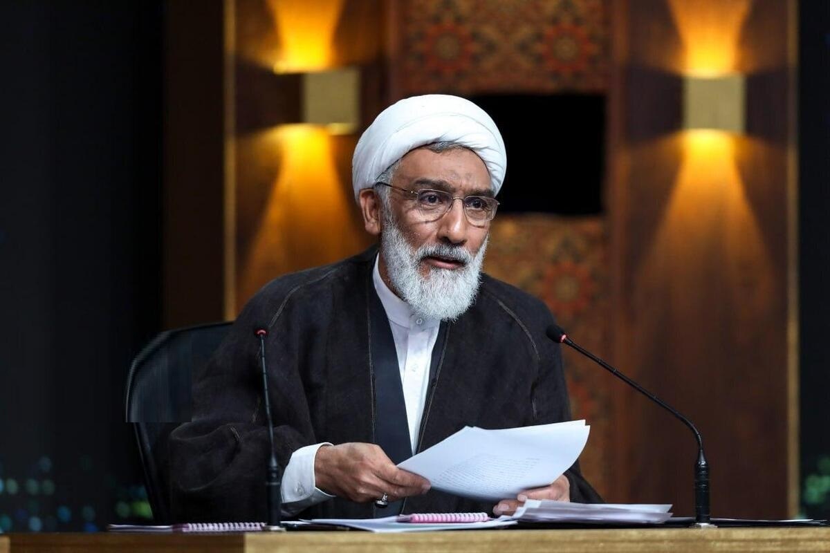 پورمحمدی: به دلسوزان و عقلای سیاست توصیه میکنم از اختلاف و فعالکردن شکافها پرهیز کنیم و منافع ملی را در اولویت بگذاریم