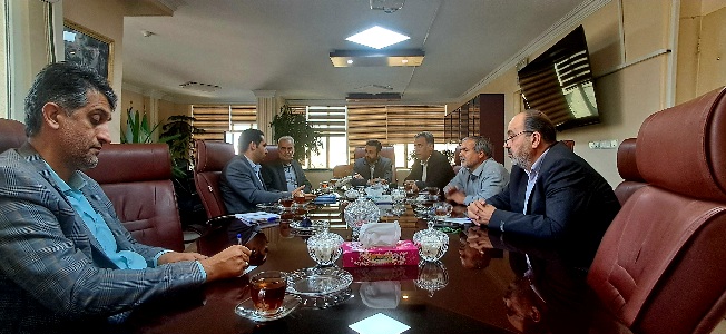 کانون کارگران تهران در دیدار با مدیر کل کار استان: آموزش و بازرسی ایمنی در اولویت قرار گیرد
