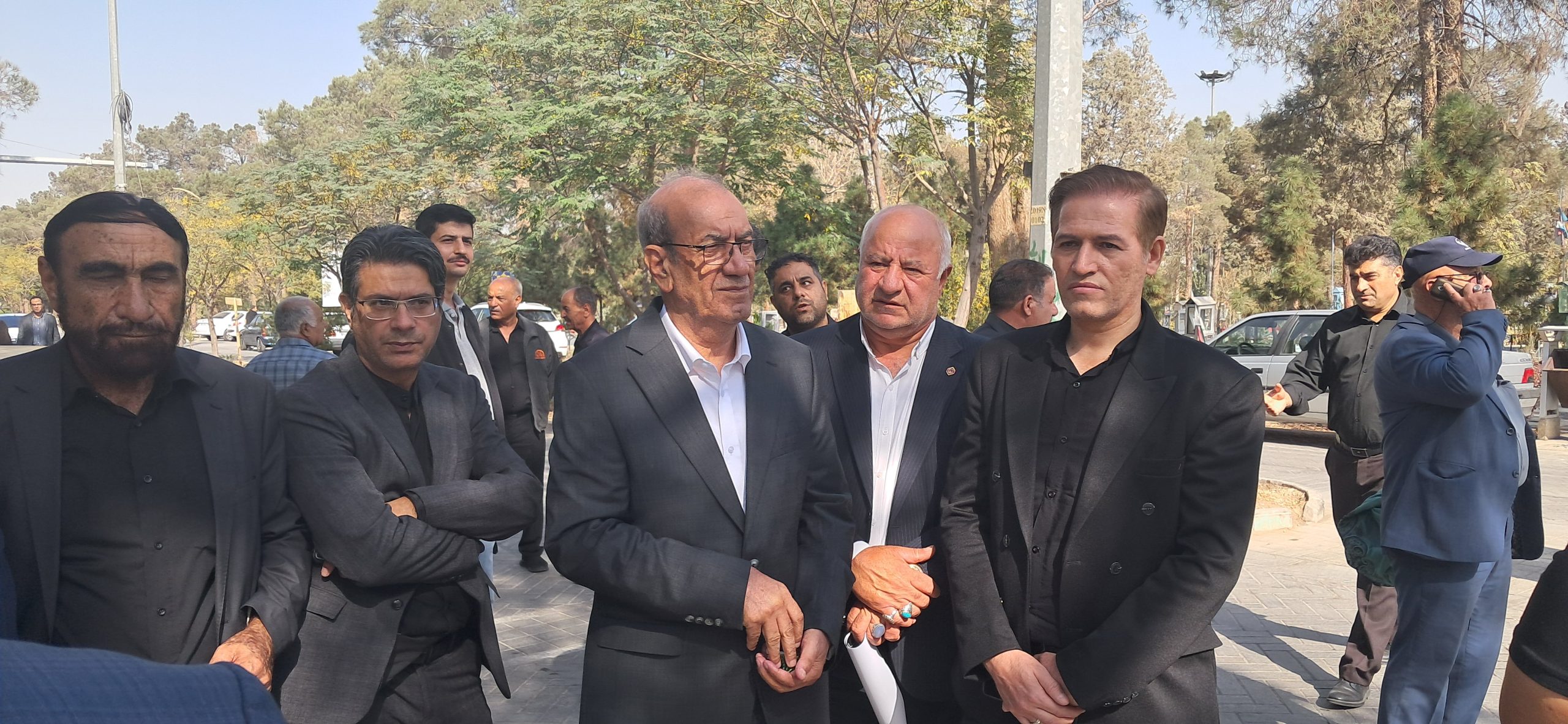 گزارش تصویری مراسم تشییع پیکر حسین حبیبی فعال کارگری