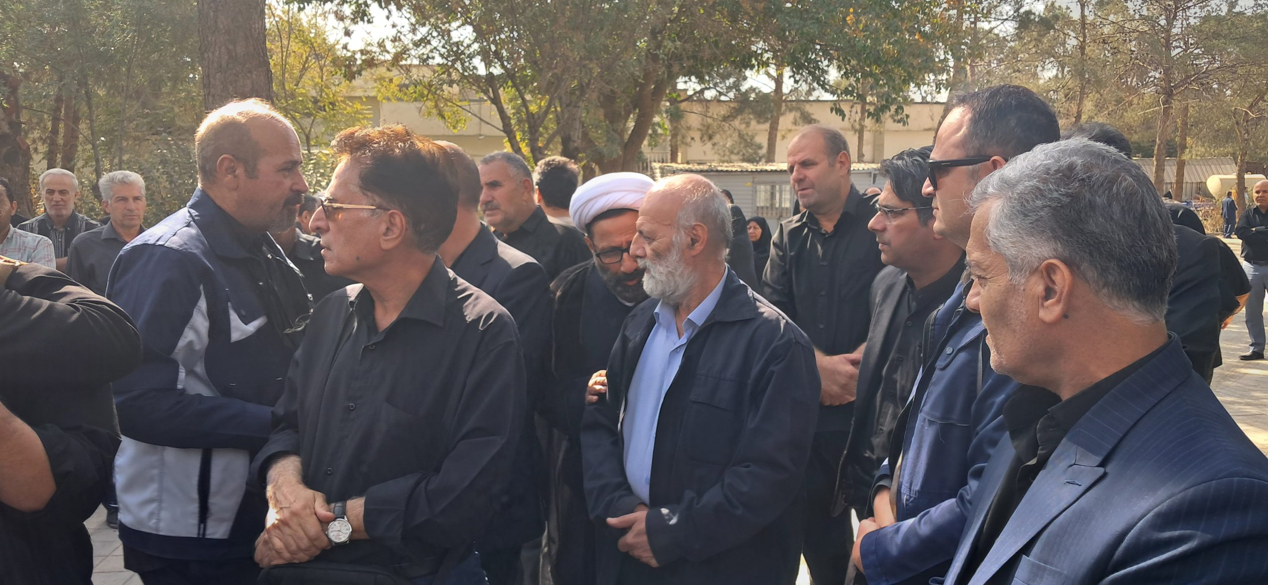 گزارش تصویری مراسم تشییع پیکر حسین حبیبی فعال کارگری