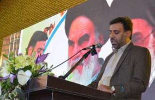 عضو کانون عالی انجمن هاي صنفي کارگران: بحران مزد و امنیت شغلی کارگران به نقطه هشدار رسیده