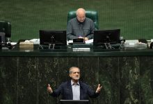 مجلس در تصویب بودجه‌ به فکر معیشت جامعه باشد/هرکس نمی‌خواهد خدمت کند از دولت برود