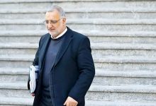 زاکانی: به دولت نامه زدیم معیشت مردم را به ما بسپارد / تعهد می‌دهیم کالاهای اساسی را ۴۰درصد ارزان کنیم