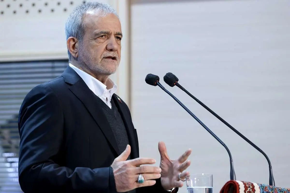 پزشکیان: اگر باران نبارد، احتمالاً آب از آذر ماه در تهران جیرهبندی میشود/ اگر باز هم نبارد، باید تهران را خالی کنیم