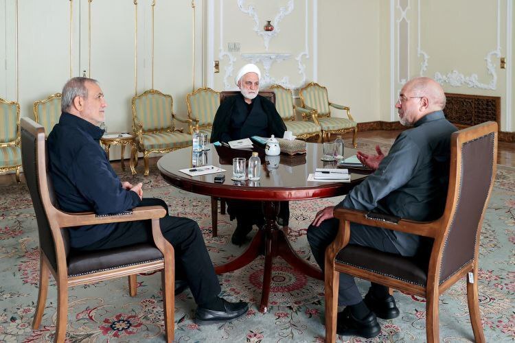 برگزاری جلسه سران قوا به میزبانی رئیس‌جمهور