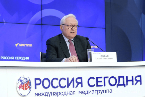 معاون وزیر خارجه روسیه: در مورد مسائل کلیدی در حل بحران اوکراین، هیچ امتیازی نخواهیم داد/ هیچ پیشرفتی در گفت‌و‌گو با آمریکا درباره موضوعات اولویت‌دار برای ما، از جمله سفرهای هوایی و بازگرداندن اموال دیپلماتیک، حاصل نشده